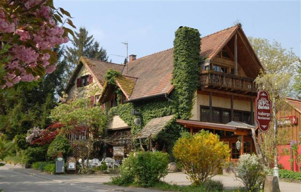 Alte Schreinerei-Auberge Harlekin Randegg Exterior photo